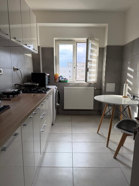 Campia Libertatii, Piata Muncii, langa scoala 75,